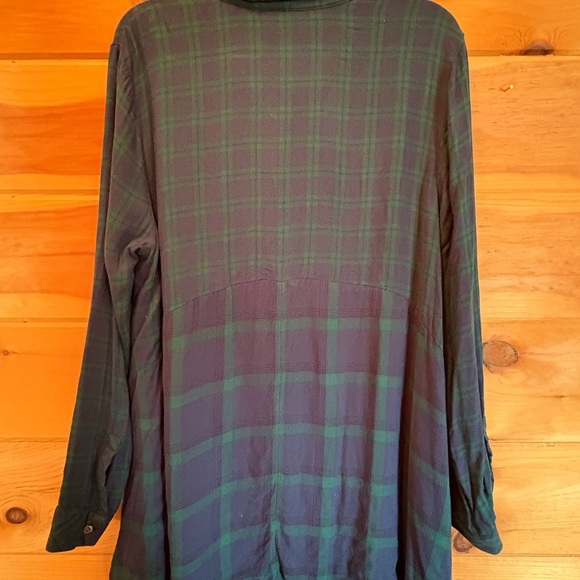 J. Jill Green and Blue Plaid Blouse super cozy and soft.  Size Medium - Picture 3 of 6